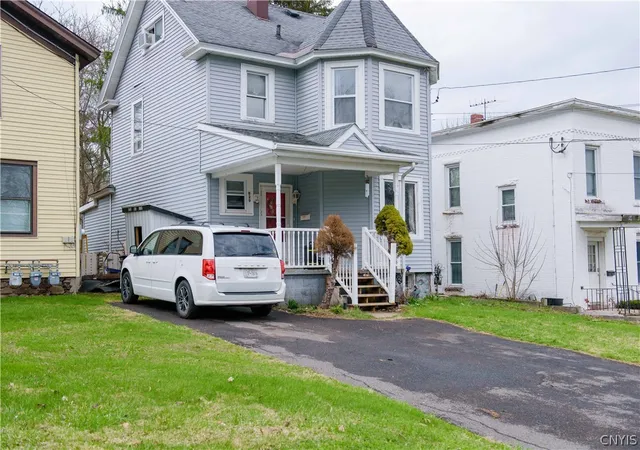 Homes for sale in Fulton, NY | 829 Oneida St, Fulton, NY 13069 | MLS# S1681303