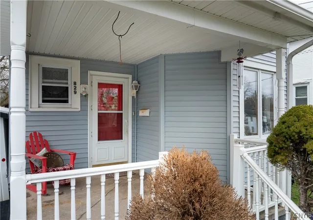 Homes for sale in Fulton, NY | 829 Oneida St, Fulton, NY 13069 | MLS# S1681303