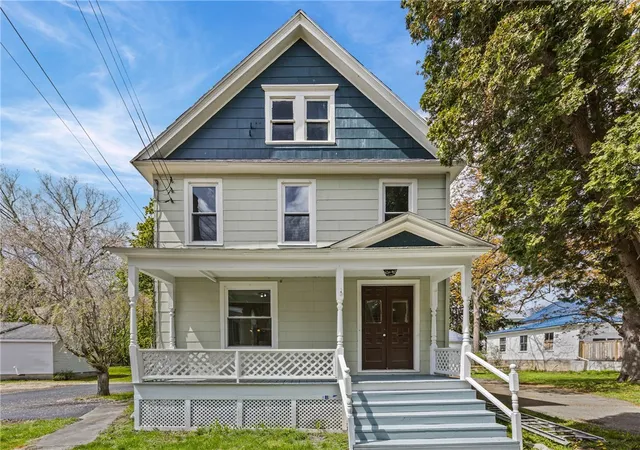 Homes for sale in Geneva City, NY | 160 N Main St, Geneva City, NY 14456 | MLS# R1681103