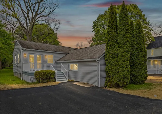 Homes for sale in Geneva City, NY | 166 N Main St, Geneva City, NY 14456 | MLS# R1681113