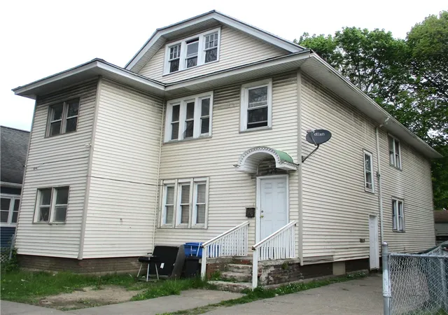 Homes for sale in Rochester, NY | 274 Avenue D, Rochester, NY 14621 | MLS# R1680754