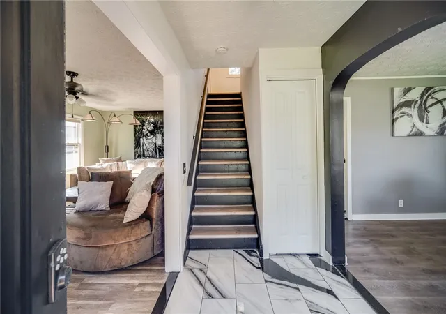 4th image of 282 Brandon Rd, Irondequoit, NY 14622 | MLS# R1679983