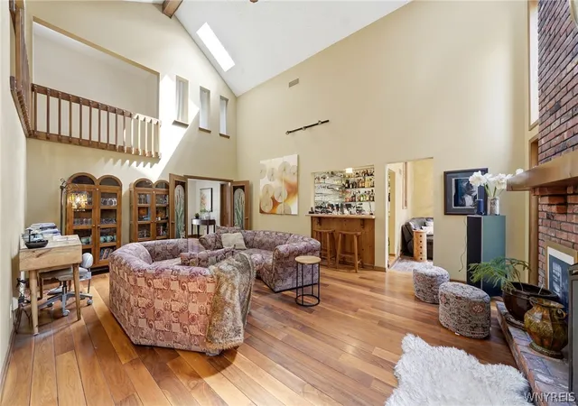 Homes for sale in Amherst, NY | 2 Chicory Ln, Amherst, NY 14051 | MLS# B1680853