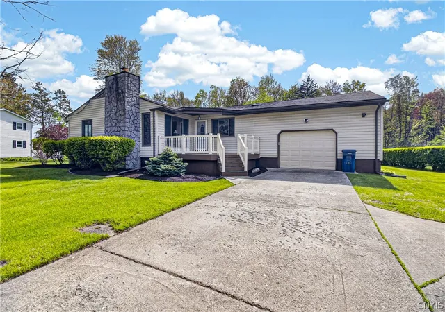 1st image of 7 Homestead Rd W, Clinton, NY 13323 | MLS# S1680517