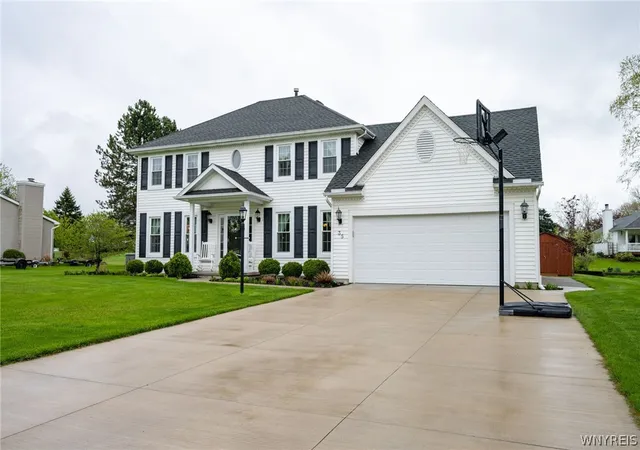 1st image of 35 Pinyon Dr, Orchard Park, NY 14127 | MLS# B1680751