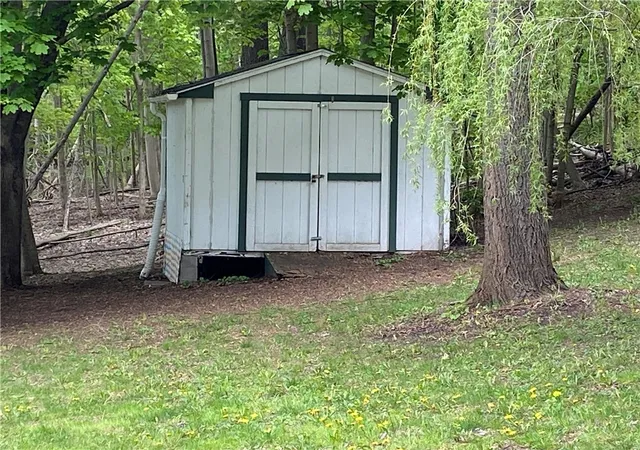 Homes for sale in Palmyra, NY | 4080 State Route 31 Rd, Palmyra, NY 14522 | MLS# R1681390