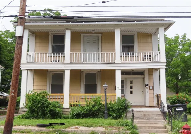 1st image of 1910 Lodi St, Syracuse, NY 13208 | MLS# S1680640