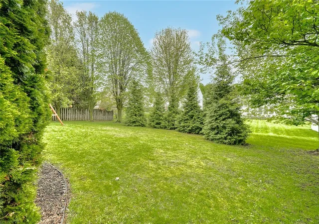 49th image of 15 Dickinson Xing, Perinton, NY 14450 | MLS# R1681408