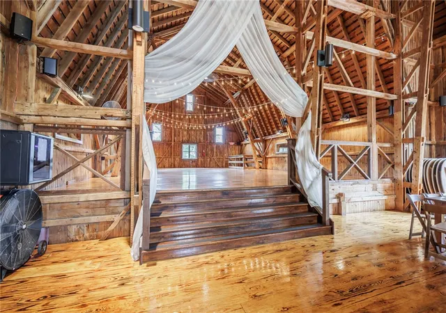4th image of 3956 Caledonia Avon Rd, Caledonia, NY 14423 | MLS# R1681474