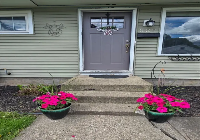 5th image of 227 Kingsbury Ave, Corning, NY 14830 | MLS# R1681319