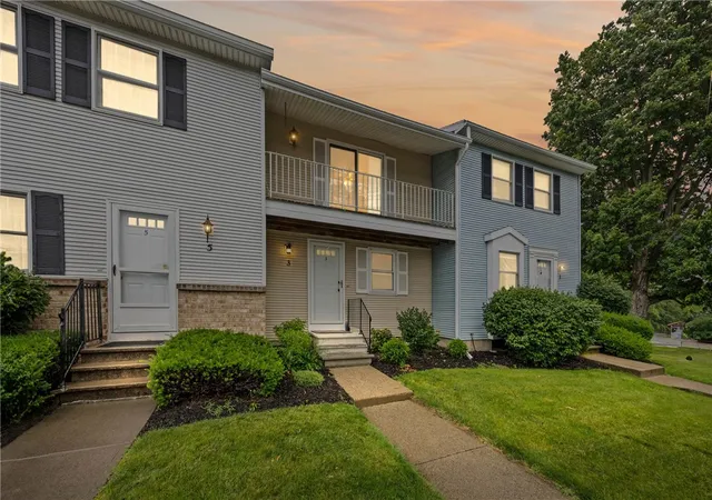 40th image of 3 Southfield Dr, Webster, NY 14580 | MLS# R1681382
