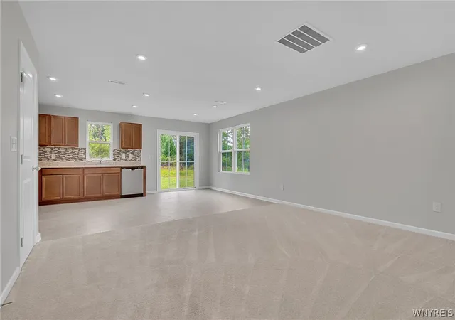 3rd image of 103 Grant Blvd, Buffalo, NY 14218 | MLS# B1681479