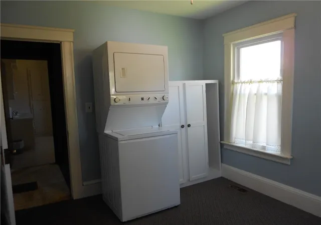 Photo 5 of Single family home for sale at 255 E Miller St, Elmira, NY 14904 | MLS# R1681513 | Listing updated on 2026-07-23