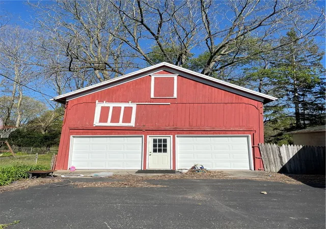 Homes for sale in Murray, NY | 99 S Main St, Murray, NY 14470 | MLS# R1681530