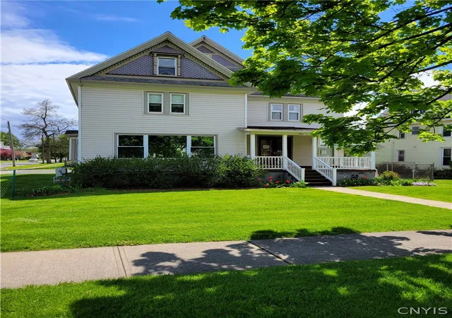 Homes for sale in Auburn, NY | 98 E Genesee St, Auburn, NY 13021 | MLS# S1680612