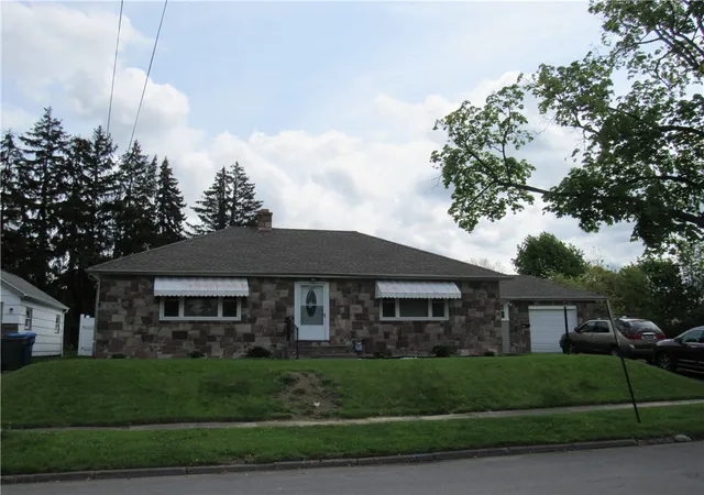 Homes for sale in Rochester, NY | 266 Moulson St, Rochester, NY 14621 | MLS# R1681484