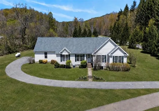 Homes for sale in Naples, NY | 8628 Garlinghouse Rd, Naples, NY 14512 | MLS# R1681441