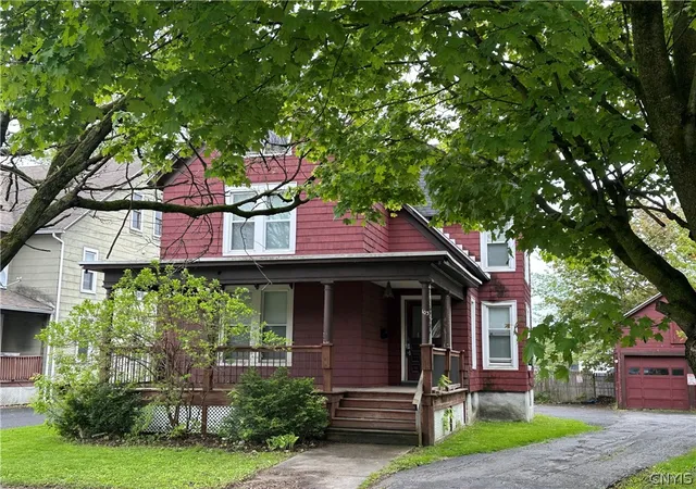 Homes for sale in Whitestown, NY | 103 Whitesboro St, Whitestown, NY 13495 | MLS# S1681580
