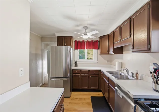 Homes for sale in Clay, NY | 106 Lynhurst Ave, Clay, NY 13212 | MLS# S1680813