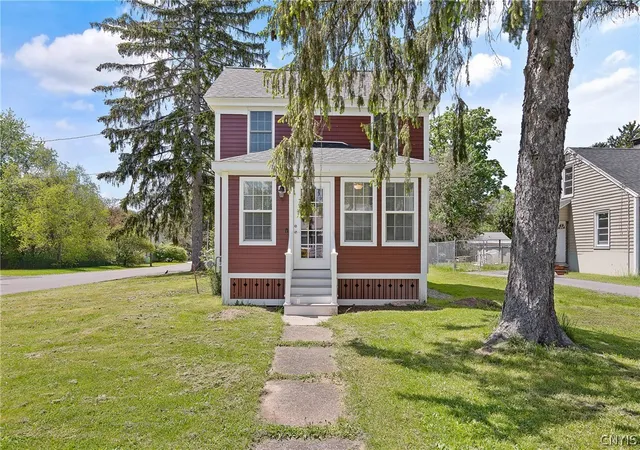 3rd image of 201 Plymouth Ave, Salina, NY 13211 | MLS# S1681245