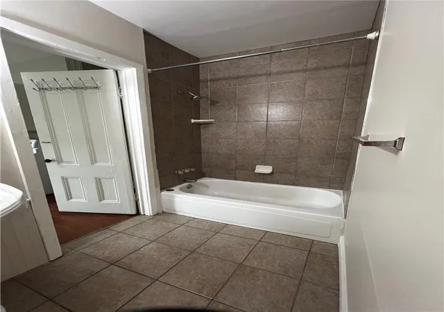 Photo 3 of Sale Pending at 188-190 Charlotte St #188, Rochester, NY 14607 | MLS# R1677355 | Listing updated on 2026-07-17