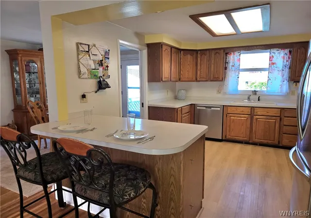 4th image of 636 Evergreen Dr, Tonawanda, NY 14150 | MLS# B1681168