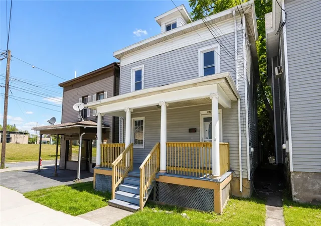 Homes for sale in Geneva City, NY | 113 Pulteney St, Geneva City, NY 14456 | MLS# R1680440
