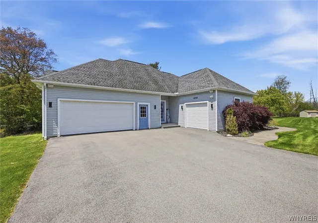 4th image of 6784 Milestrip Rd, Orchard Park, NY 14127 | MLS# B1681566