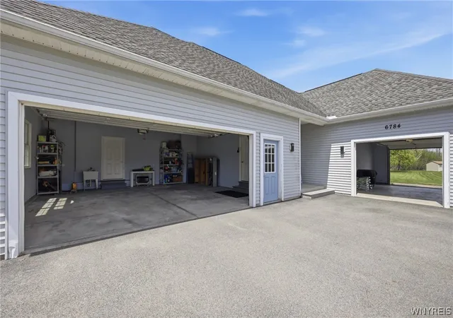 5th image of 6784 Milestrip Rd, Orchard Park, NY 14127 | MLS# B1681566