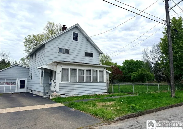 Homes for sale in Olean, NY | 303 W Water St, Olean, NY 14760 | MLS# R1681541