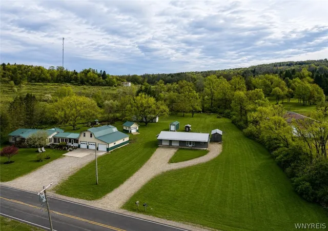 Homes for sale in New Albion, NY | 9430 New Albion Rd, New Albion, NY 14719 | MLS# B1680064