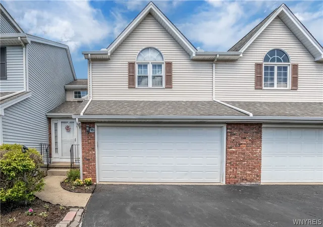 3rd image of 16 N Hill Dr, Buffalo, NY 14224 | MLS# B1681534