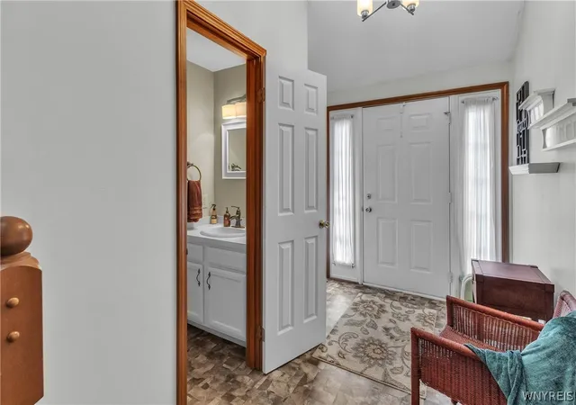 5th image of 16 N Hill Dr, Buffalo, NY 14224 | MLS# B1681534