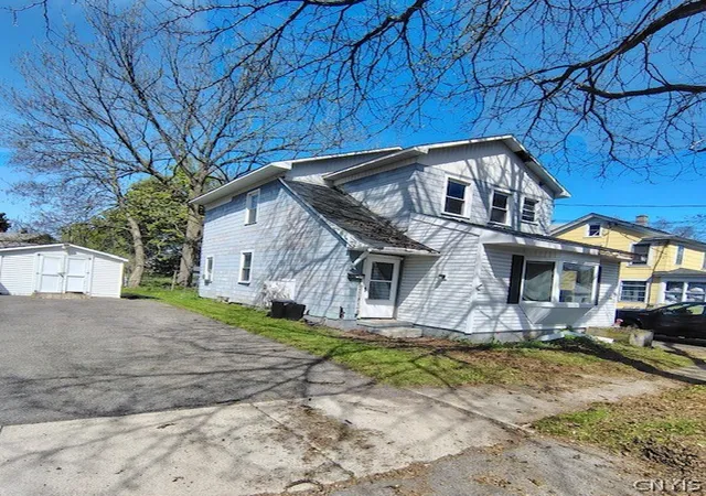 1st image of 513 S 1st St, Fulton, NY 13069 | MLS# S1681681
