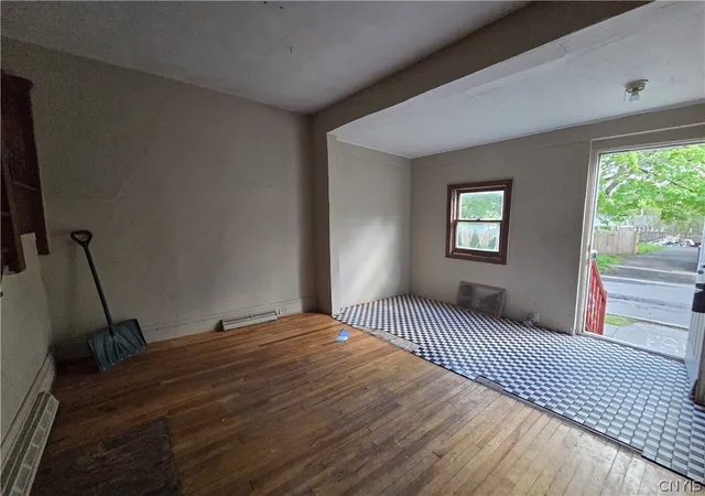 3rd image of 514 W Ostrander Ave, Syracuse, NY 13205 | MLS# S1680488
