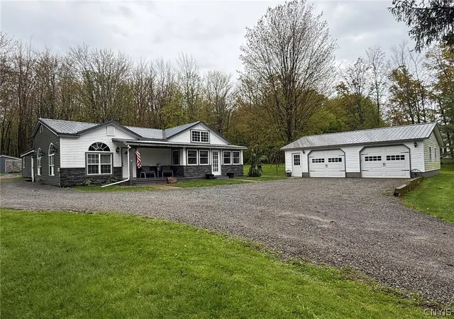 Homes for sale in Richland, NY | 239 County Route 41a, Richland, NY 13142 | MLS# S1681693