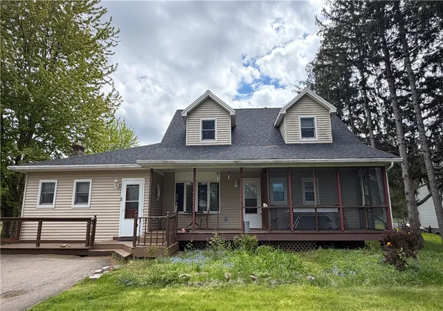 Homes for sale in Ontario, NY | 312 Berg Rd, Ontario, NY 14519 | MLS# R1681727