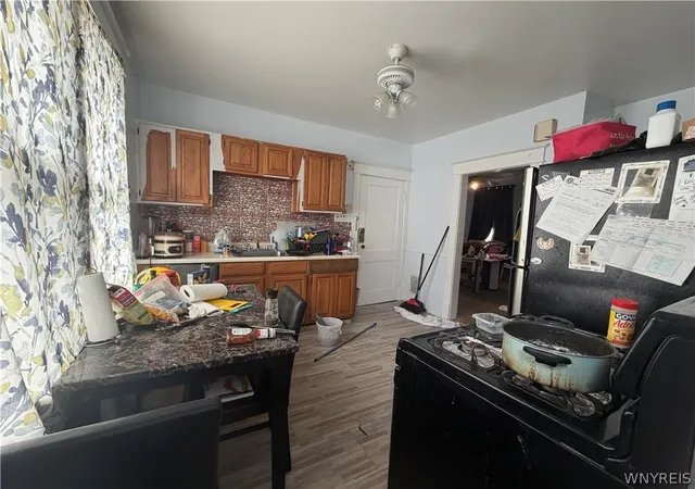 5th image of 182 Brunswick Blvd, Buffalo, NY 14208 | MLS# B1681349