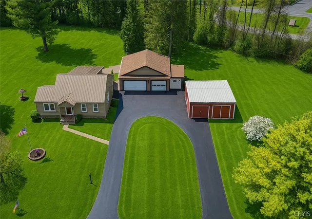 1st image of 6255 S Mcdonald Rd, Elbridge, NY 13080 | MLS# S1680898