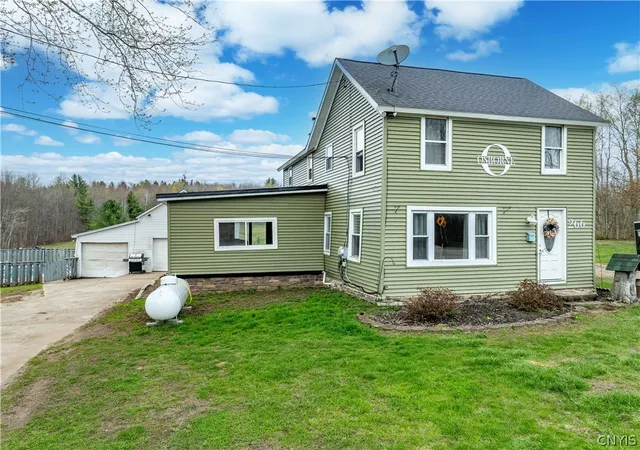 Homes for sale in Volney, NY | 266 Howard Rd, Volney, NY 13069 | MLS# S1681736