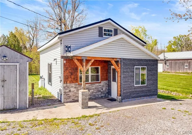 Homes for sale in Westmoreland, NY | 6418 Skinner Rd, Westmoreland, NY 13440 | MLS# S1680658
