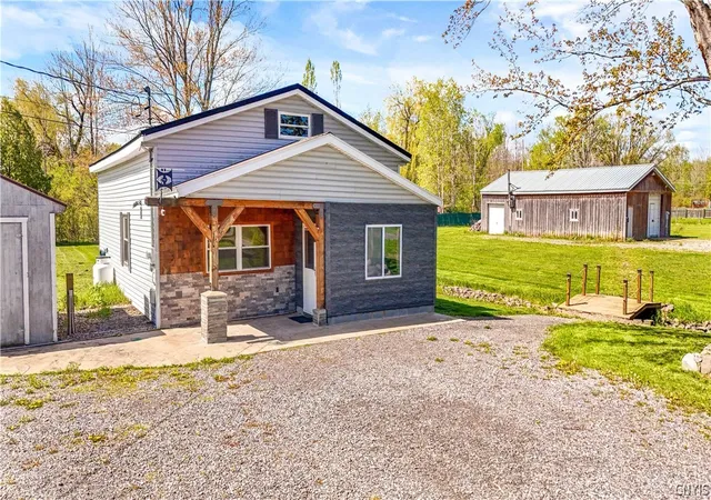 Homes for sale in Westmoreland, NY | 6418 Skinner Rd, Westmoreland, NY 13440 | MLS# S1680658
