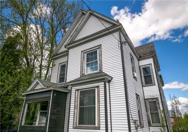 Homes for sale in Whitestown, NY | 134 Whitesboro St, Whitestown, NY 13495 | MLS# S1679395