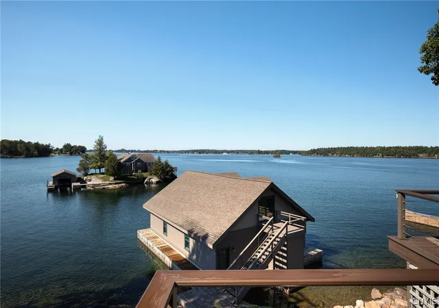Homes for sale in Alexandria Bay, NY | 23986 Smith Rd, Alexandria Bay, NY 13607 | MLS# S1680386