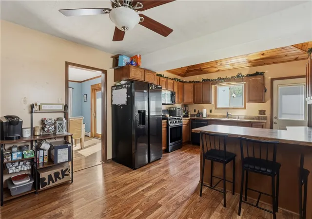 Photo 3 of Sale Pending at 312 Mid Ave, Elmira, NY 14904 | MLS# R1681783 | Listing updated on 2026-07-15