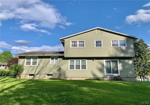 Homes for sale in Deerfield, NY | 5401 Summerset Wy, Deerfield, NY 13502 | MLS# S1681569