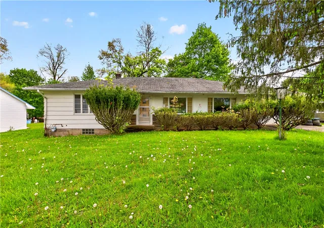 Homes for sale in Arcadia, NY | 123 Lea Dr, Arcadia, NY 14513 | MLS# R1681766