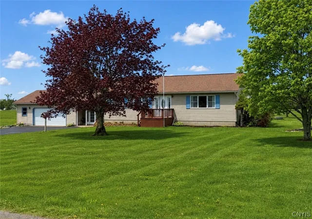 2nd image of 198 Edwards Rd, Lacona, NY 13083 | MLS# S1681528
