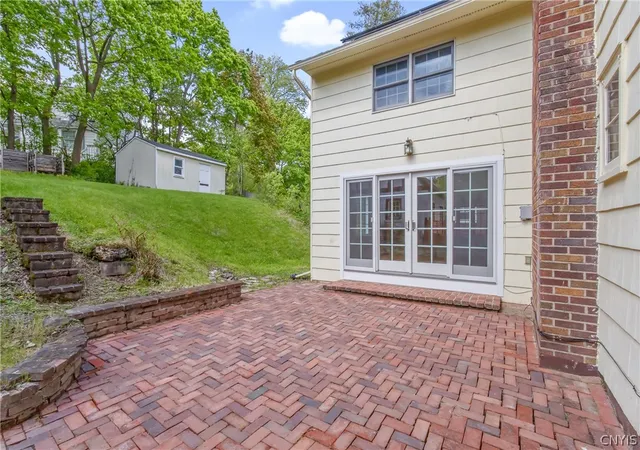 44th image of 216 Strathmore Dr, Syracuse, NY 13207 | MLS# S1681683