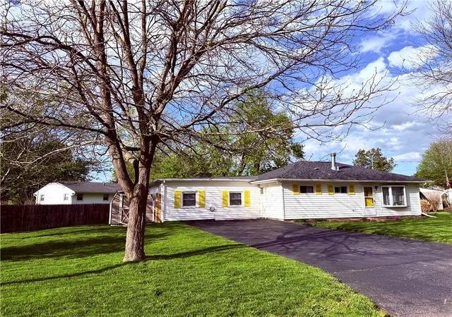 Photo 4 of Sale Pending at 24 Garden St, Geneva, NY 14456 | MLS# R1681884 | Listing updated on 2026-07-22